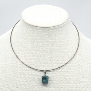 Choker Necklace with Genuine Apatite stone.